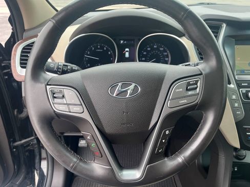 Used 2019 Hyundai Santa Fe XL image 18