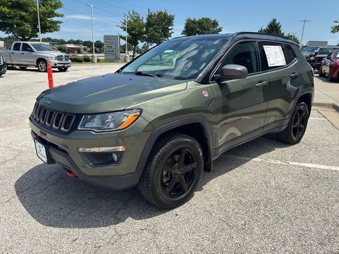 Used 2019 Jeep Compass Trailhawk AWD/4WD image 13