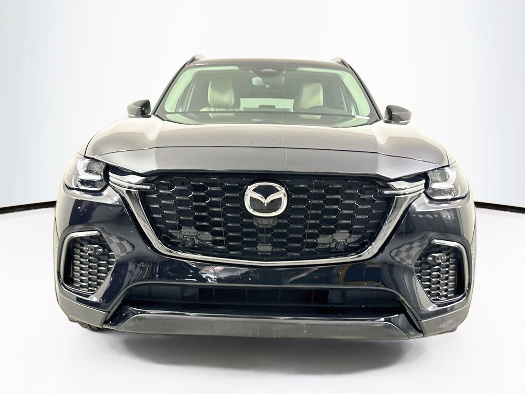 Certified 2025 MAZDA CX-70 3.3 Turbo w/ Preferred Package AWD/4WD image 5