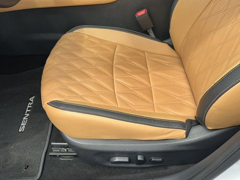Used 2024 Nissan Sentra SV w/ SV Premium Package FWD image 15