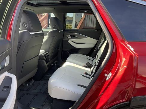 Used 2024 Acura ZDX A-Spec image 25