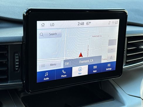 Used 2022 Ford Explorer XLT w/ Equipment Group 202A image 20