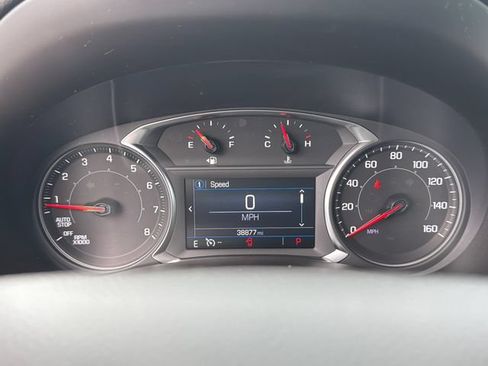 Used 2024 GMC Terrain SLE AWD/4WD image 26