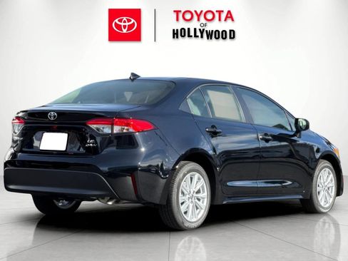 New 2026 Toyota Corolla LE FWD image 4
