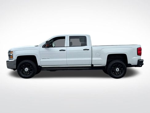 Used 2018 Chevrolet Silverado 2500 W/T image 6