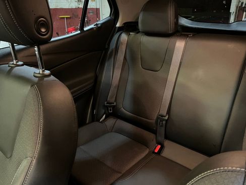 Used 2025 Buick Encore GX Preferred image 38