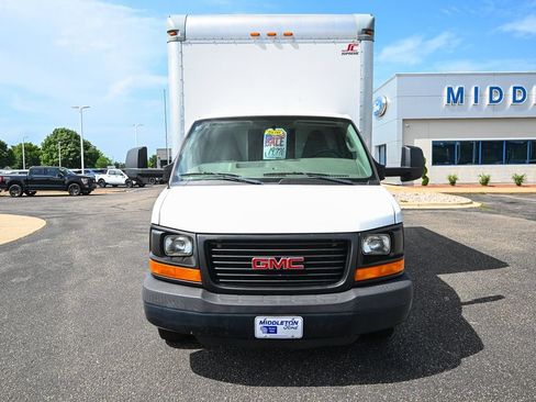 Used 2016 GMC Savana 3500 RWD image 10