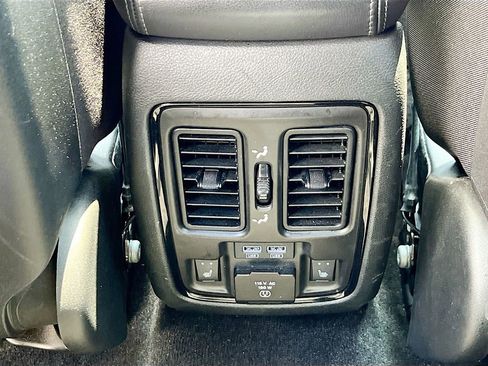 Used 2021 Dodge Durango Citadel w/ Premium Entertainment Group RWD image 31