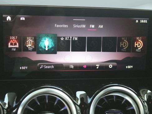 Certified 2026 Mercedes-Benz GLA 250 image 21