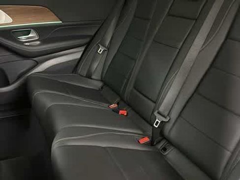 Certified 2026 Mercedes-Benz GLE 350 4MATIC image 32