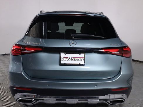 Used 2026 Mercedes-Benz GLC 300 4MATIC image 5