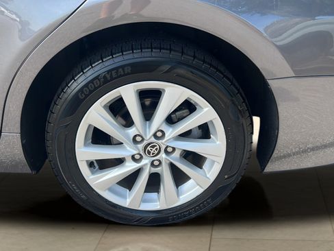 Used 2021 Toyota Camry LE FWD image 23