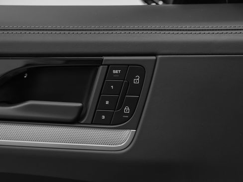 Certified 2026 Porsche Cayenne S AWD/4WD image 30