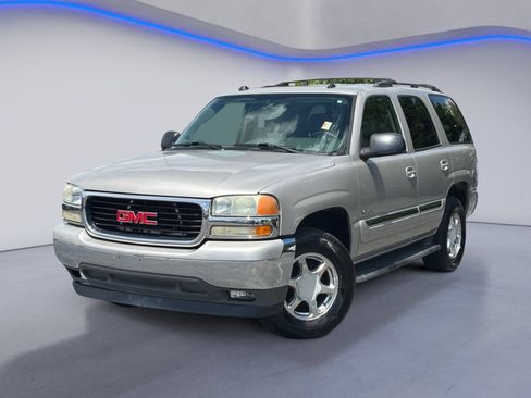 Used 2005 GMC Yukon SLT w/ SLT Preferred Equipment Group RWD image 1