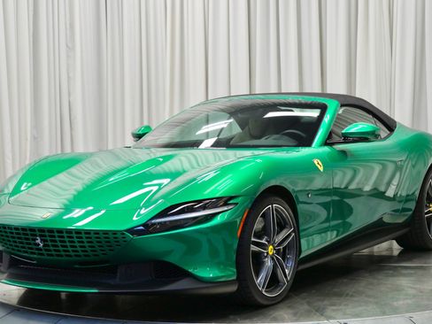Used 2024 Ferrari Roma Spider image 4