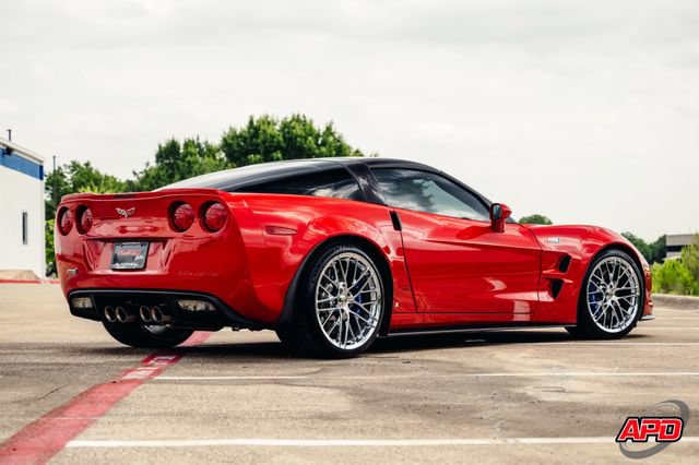Used 2009 Chevrolet Corvette ZR1 w/ Preferred Equipment Group RWD image 4
