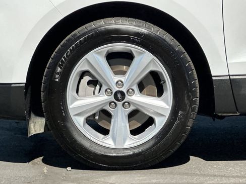 Certified 2024 Ford Edge SE AWD/4WD image 27