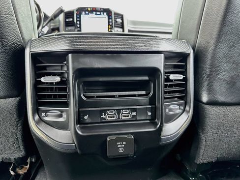 Used 2020 RAM 2500 Limited AWD/4WD image 27