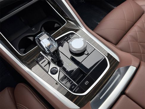 Certified 2023 BMW X6 xDrive40i w/ Executive Package image 25