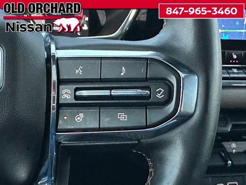 Used 2024 GMC Canyon Denali image 21