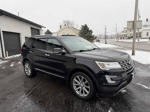 Used 2016 Ford Explorer Limited w/ Equipment Group 301A image 6
