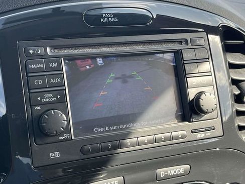 Used 2013 Nissan Juke SL w/ Midnight Edition image 30