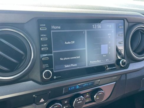 Used 2023 Toyota Tacoma TRD Off-Road image 7