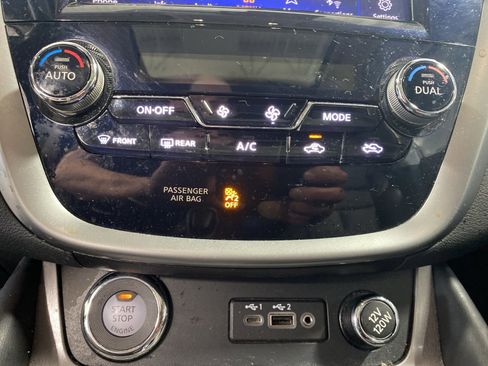 Certified 2023 Nissan Murano SL w/ SL Moonroof Package image 15