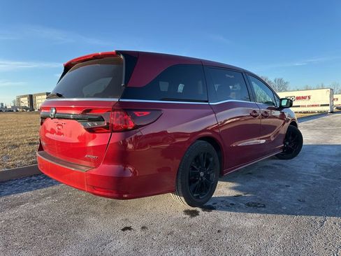 Certified 2023 Honda Odyssey Sport image 12