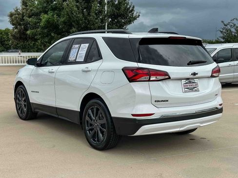 Used 2023 Chevrolet Equinox RS FWD image 5