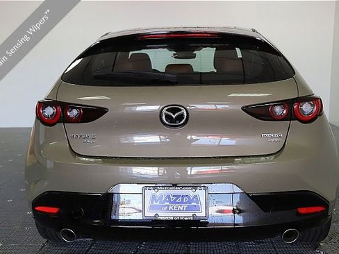 Used 2025 MAZDA MAZDA3 Carbon image 9