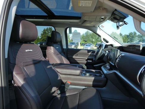 New 2027 Ford Expedition Max Platinum w/ Platinum Ultimate Package AWD/4WD image 10