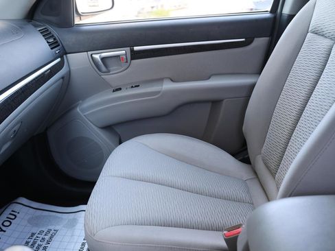 Used 2009 Hyundai Santa Fe GLS image 14
