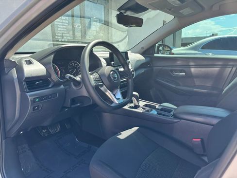 Used 2022 Nissan Sentra S w/ Electronics Package FWD image 17