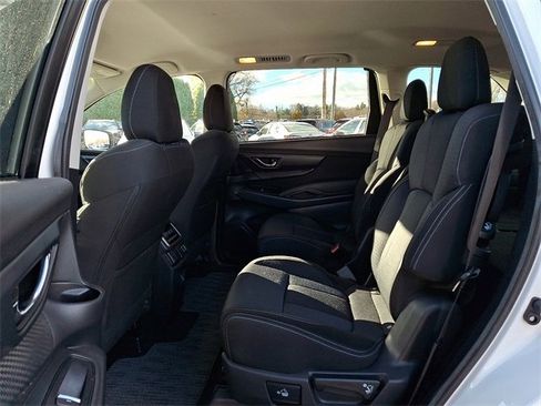Used 2023 Subaru Ascent Premium w/ Convenience Package image 12