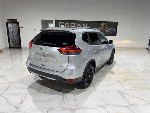 Used 2019 Nissan Rogue SL FWD image 10