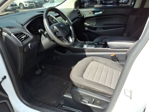 Used 2020 Ford Edge SE FWD image 10
