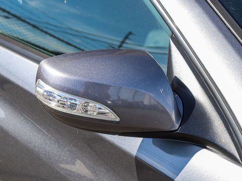 Used 2016 Hyundai Genesis Coupe 3.8 image 8