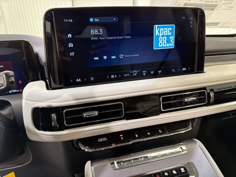 New 2026 Lincoln Aviator 2WD image 17
