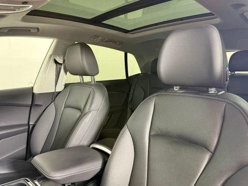 Used 2019 Audi Q8 Premium Plus w/ Premium Plus AWD/4WD image 6
