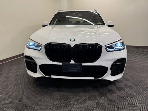 Used 2023 BMW X5 xDrive40i w/ M Sport Package image 5