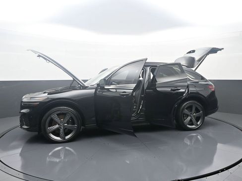 Used 2022 Genesis GV70 3.5T Sport w/ Sport Prestige Package image 40