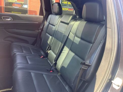 Used 2015 Jeep Grand Cherokee Limited w/ Luxury Group II AWD/4WD image 13