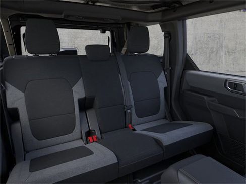 New 2025 Ford Bronco 4-Door image 11