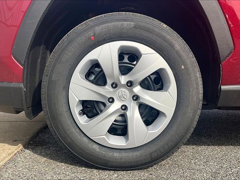 New 2025 Toyota RAV4 LE image 15