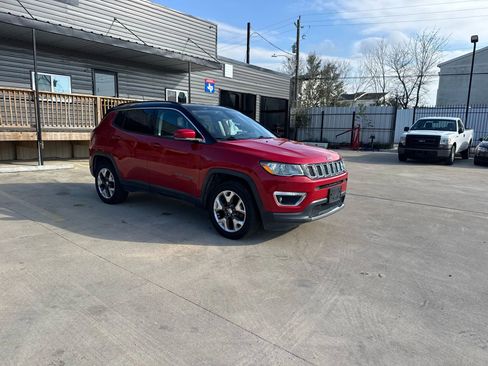 Used 2019 Jeep Compass Limited image 13