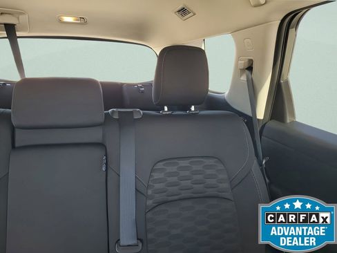 Used 2025 Nissan Pathfinder SV image 16