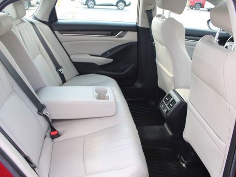 Used 2020 Honda Accord Touring image 20