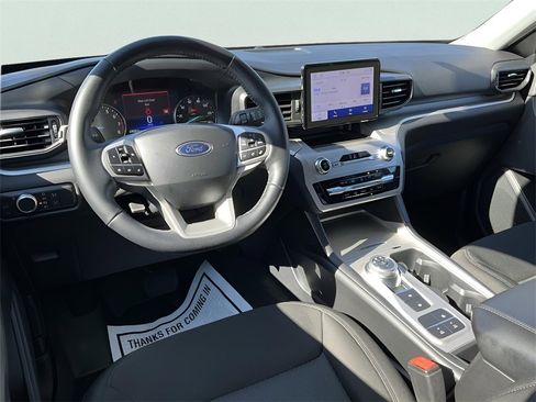 Certified 2022 Ford Explorer XLT image 26