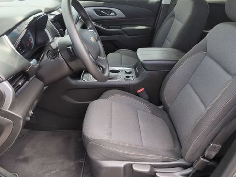 Certified 2021 Chevrolet Traverse LS FWD image 18